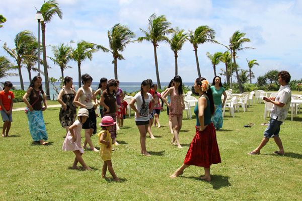 moon_beach_luau_001